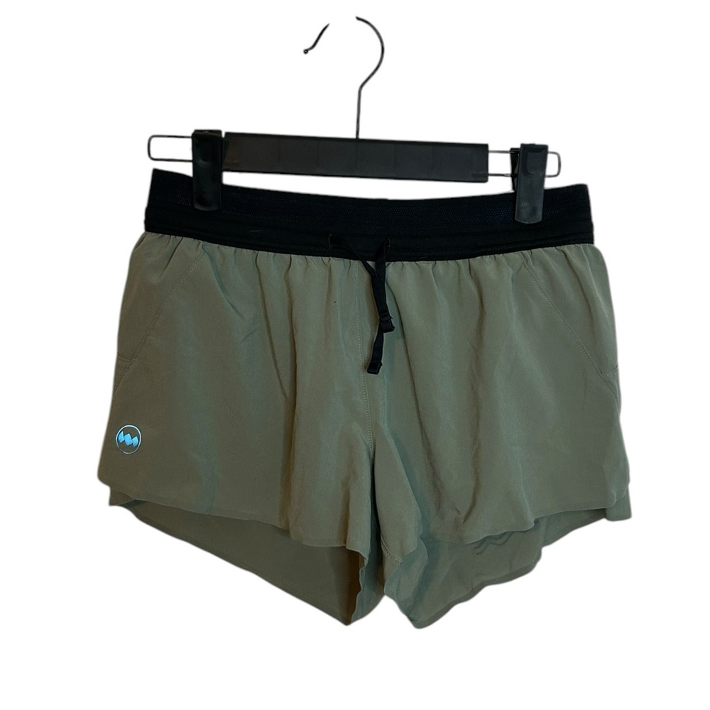 Janji 3" AFO Shorts in Sage Green XS